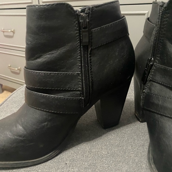 Womens black heel booties - Picture 7 of 7